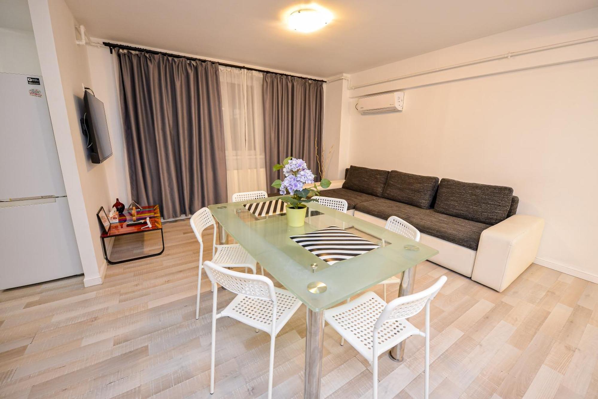 Pierre Cardin Deluxe Apartment With Terrace By Magniflex Bucarest Exterior foto