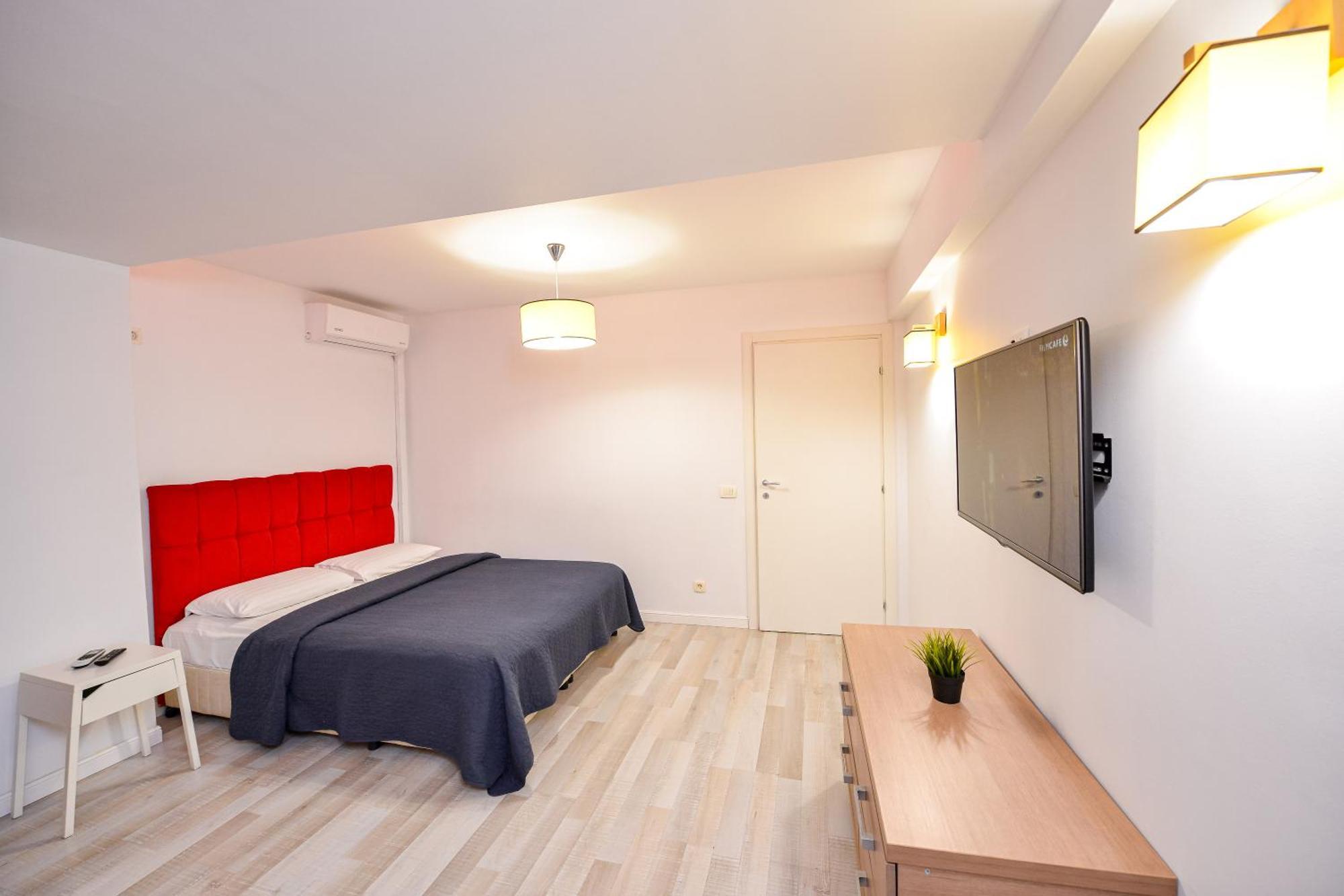 Pierre Cardin Deluxe Apartment With Terrace By Magniflex Bucarest Exterior foto