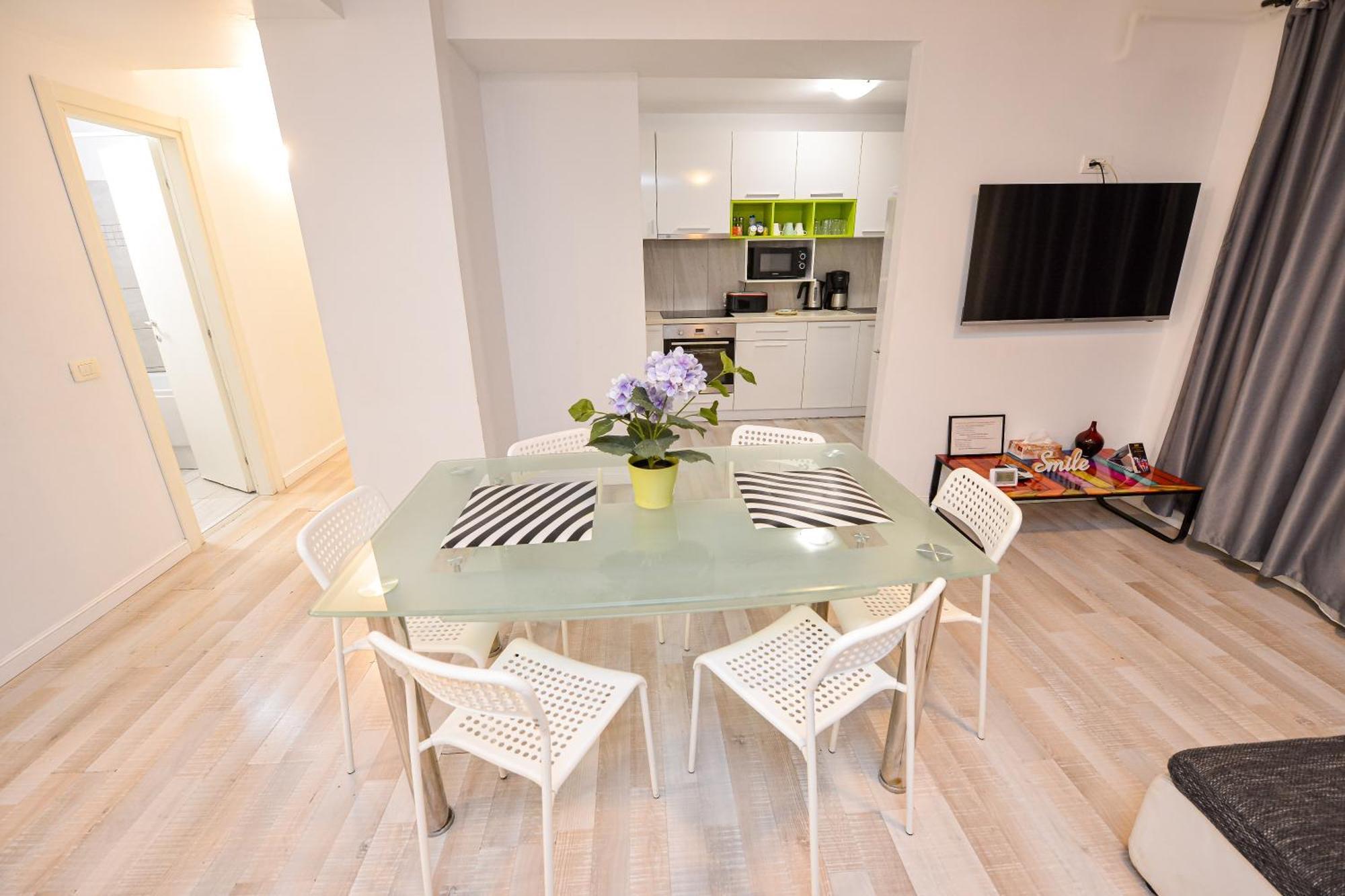 Pierre Cardin Deluxe Apartment With Terrace By Magniflex Bucarest Exterior foto